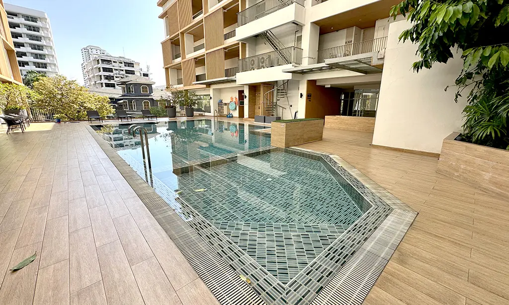 Raya Sukhumvit Bangkok