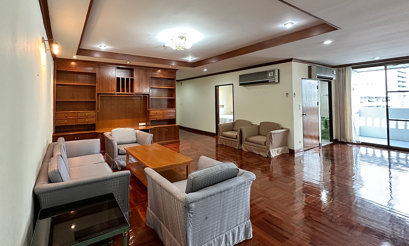 Srirattana Mansion 2