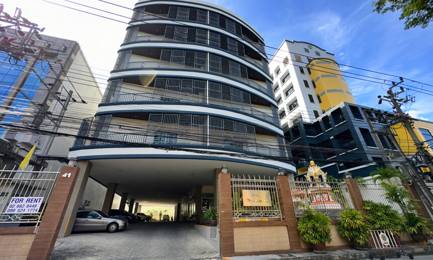 Thiti Residence Sukhumvit 51