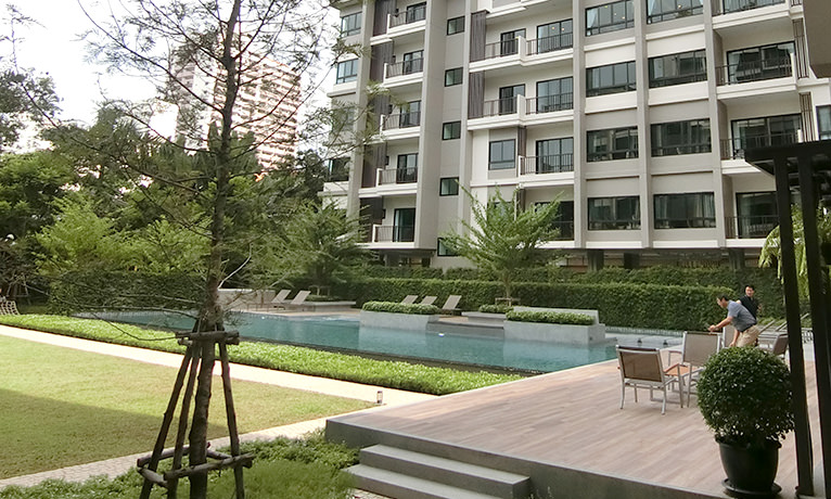 Junie’s Garden Home