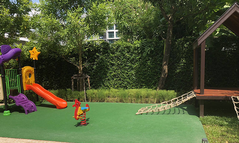 Junie’s Garden Home