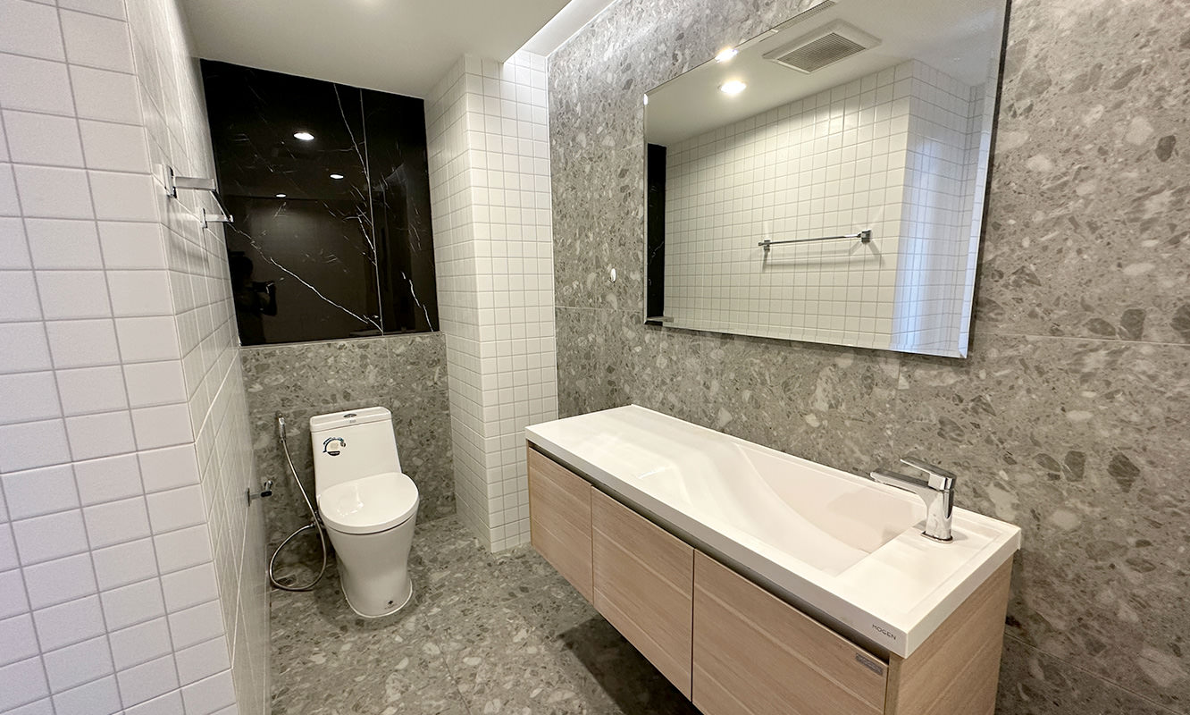 The Greenston Thonglor Residence