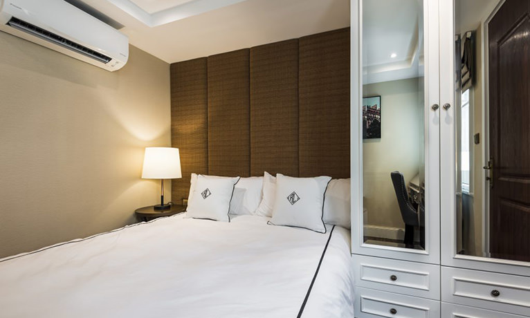 The Elite Thonglor 25