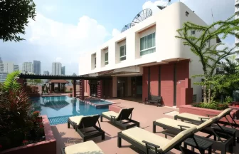 AP Suites Sukhumvit 33