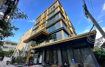 Aquila Bangkok Residence